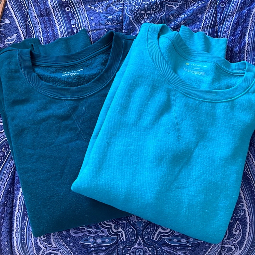 Crewneck sweatshirts